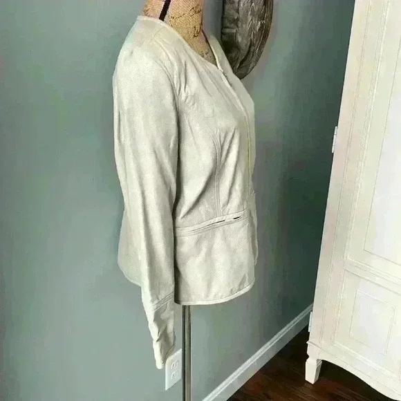 Almost new Classiques Entier leather jacket from Nordstrom size XL - Picture 3 of 10